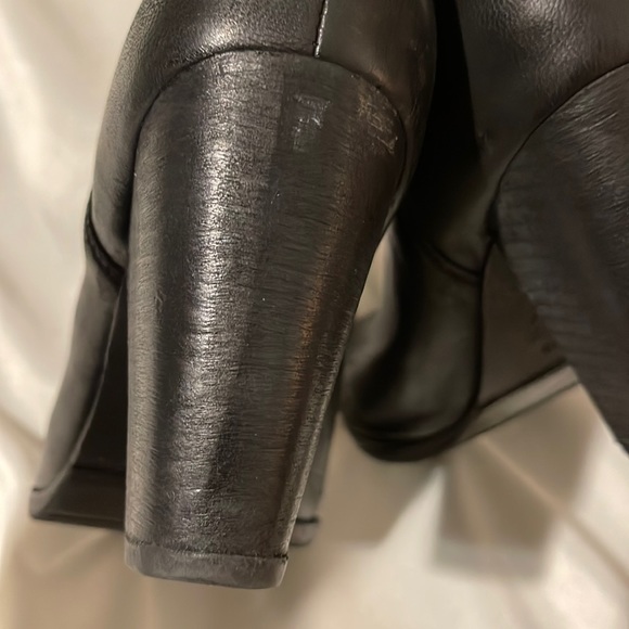 Joie Ankle Bootie Size 39 Size 9 US